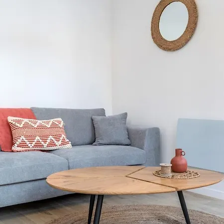 Centre Comfortable, Equipped Apartment! Lille