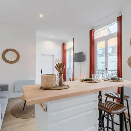 Apartment Centre Comfortable, Equipped Apartment!